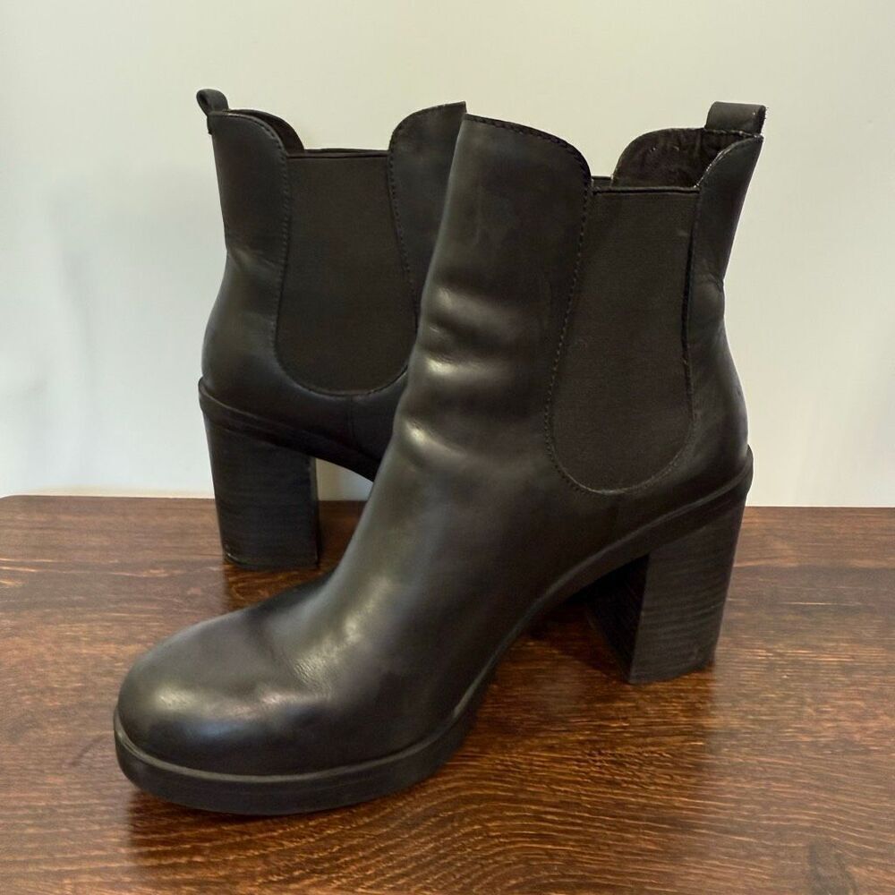 Crown Vintage Women’s after hours Chelsea black leather ankle chunky sole boot s